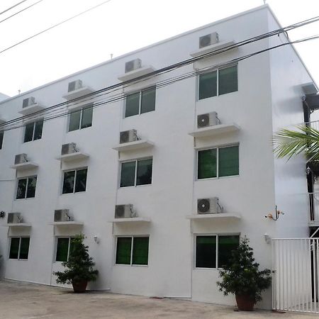 Hotel Lola Natividad Vigan Kültér fotó