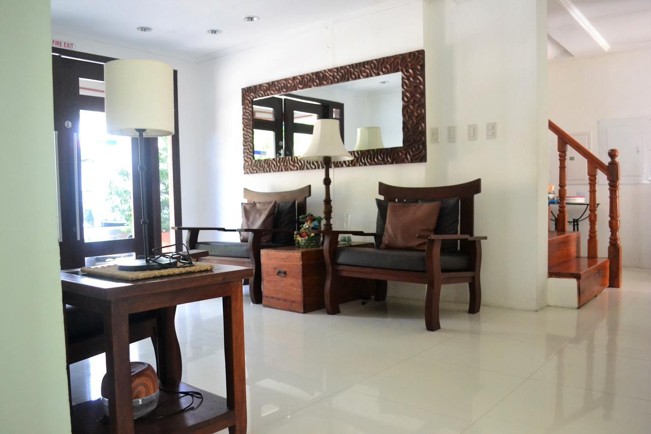 Hotel Lola Natividad Vigan Kültér fotó