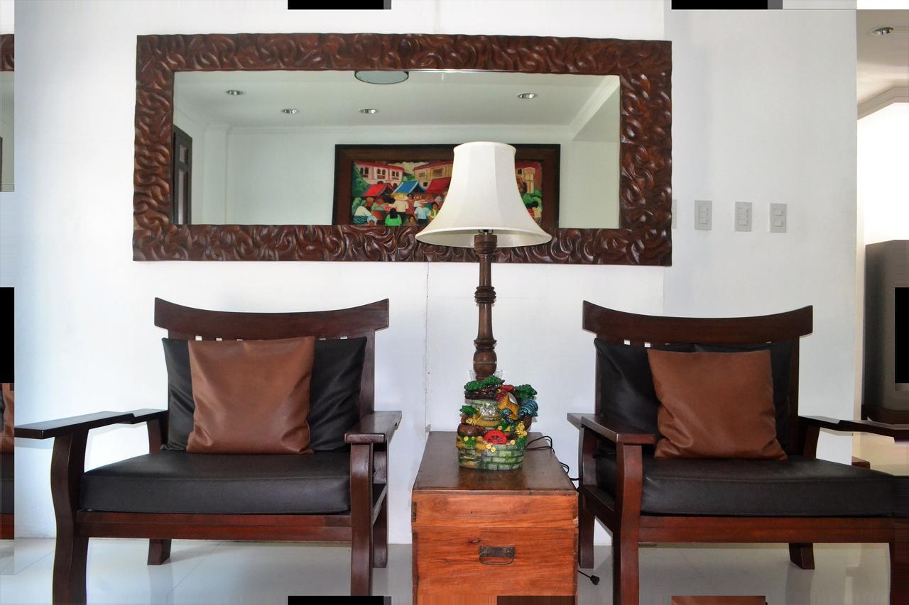 Hotel Lola Natividad Vigan Kültér fotó